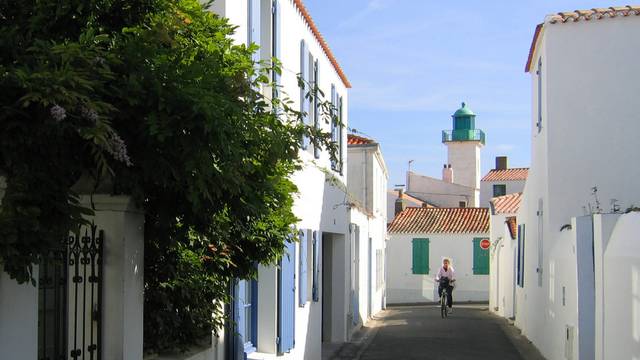 Rue de Port-Joinville, les Mariés, Ile d'Yeu