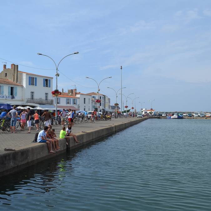 Sur le quai de Port-Joinville, Ile d'Yeu